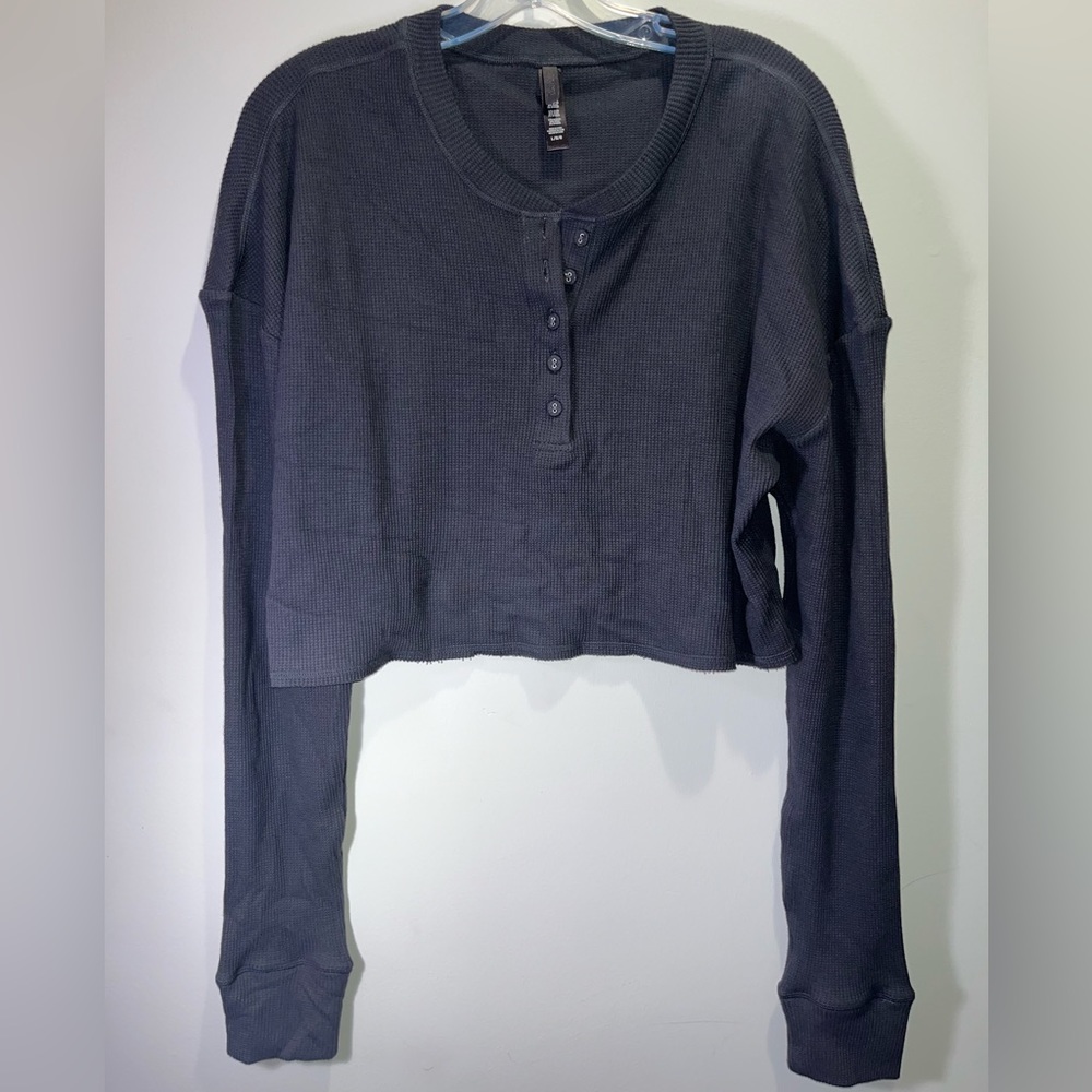 SKIMS Waffle Knit Thermal Henley Crop with Extra Long Sleeves - L
